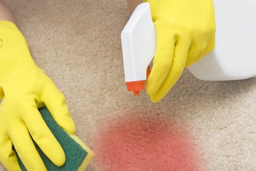 Professional end of tenancy cleaning in a SW17 living room