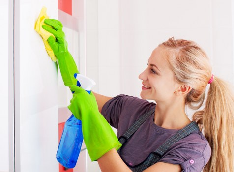 Deep cleaning of a kitchen as part of one off cleaning in SW17